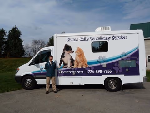 House Calls Veterinary Service & Animal Hospital - Pet services facility